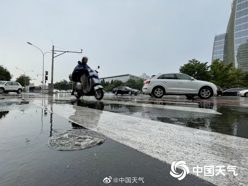 最新北京暴雨，城市面临挑战与应对策略