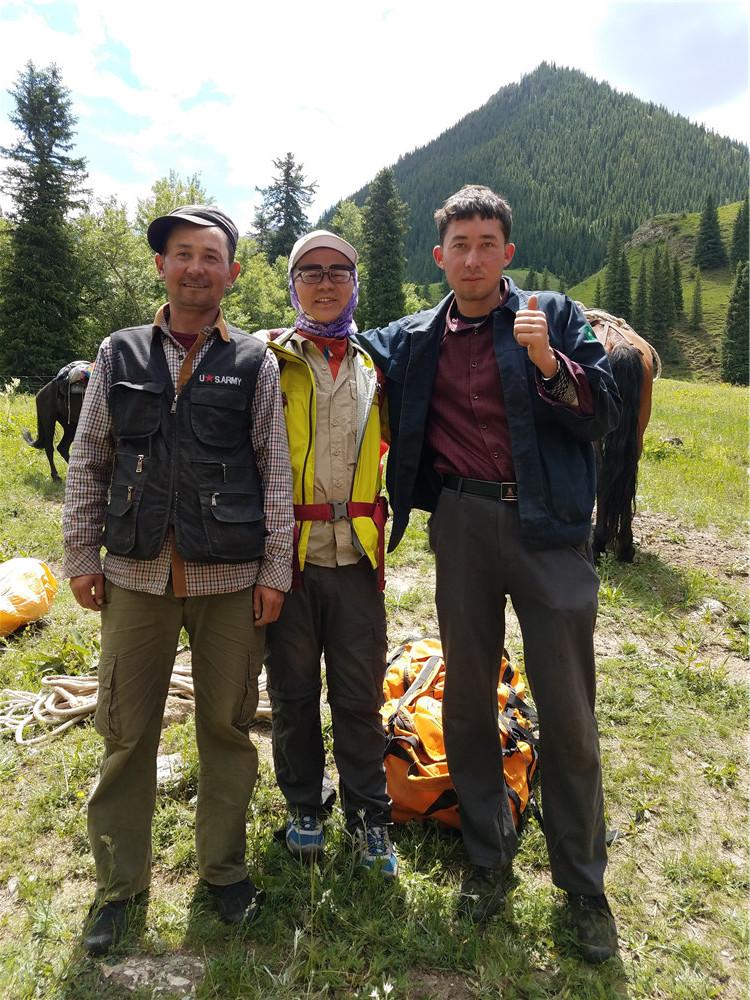 新疆最新航班动态，连接天山南北的空中桥梁日益完善